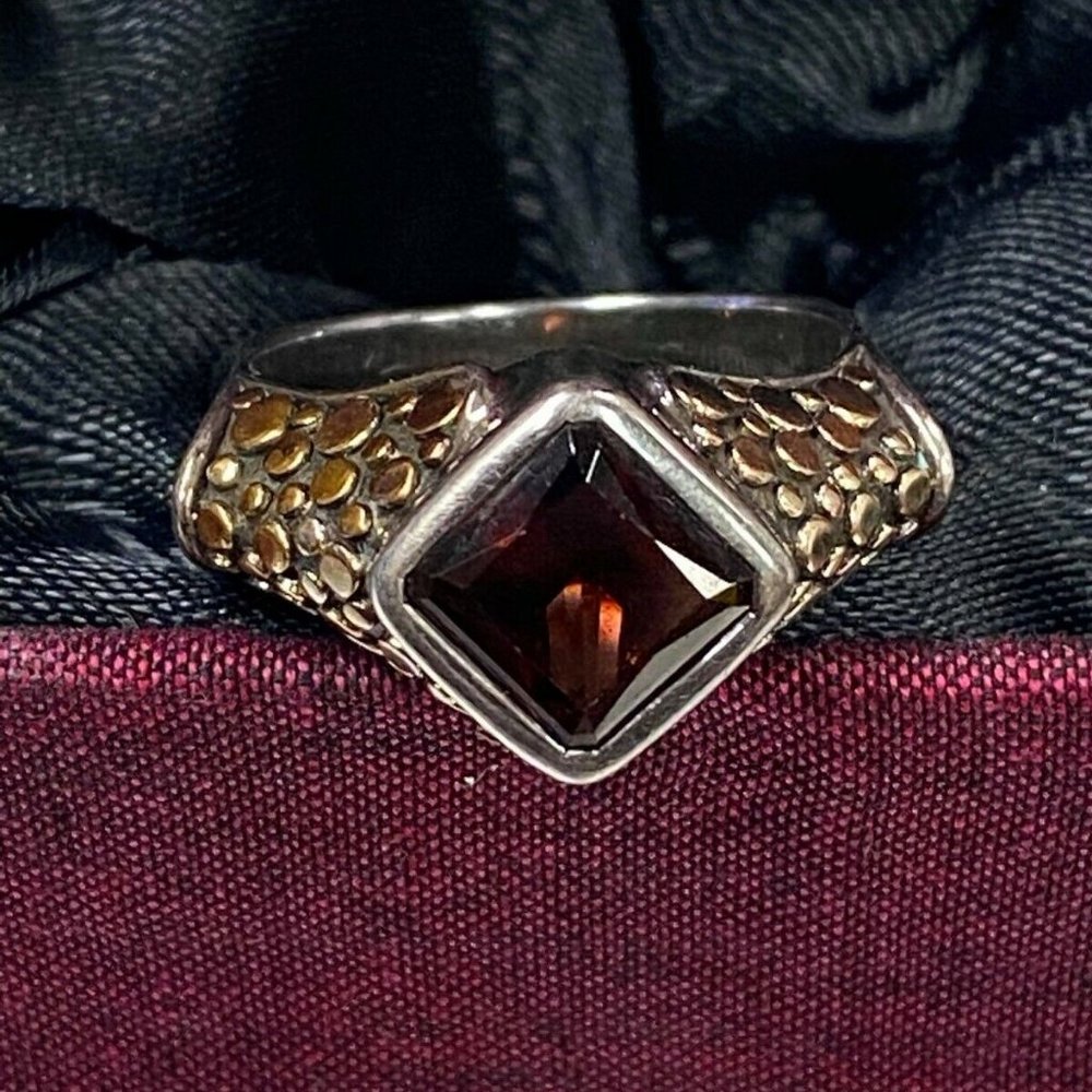 John Hardy Sterling Silver and 18K Armadillo Garnet Ring Size 7 Designer - EB08